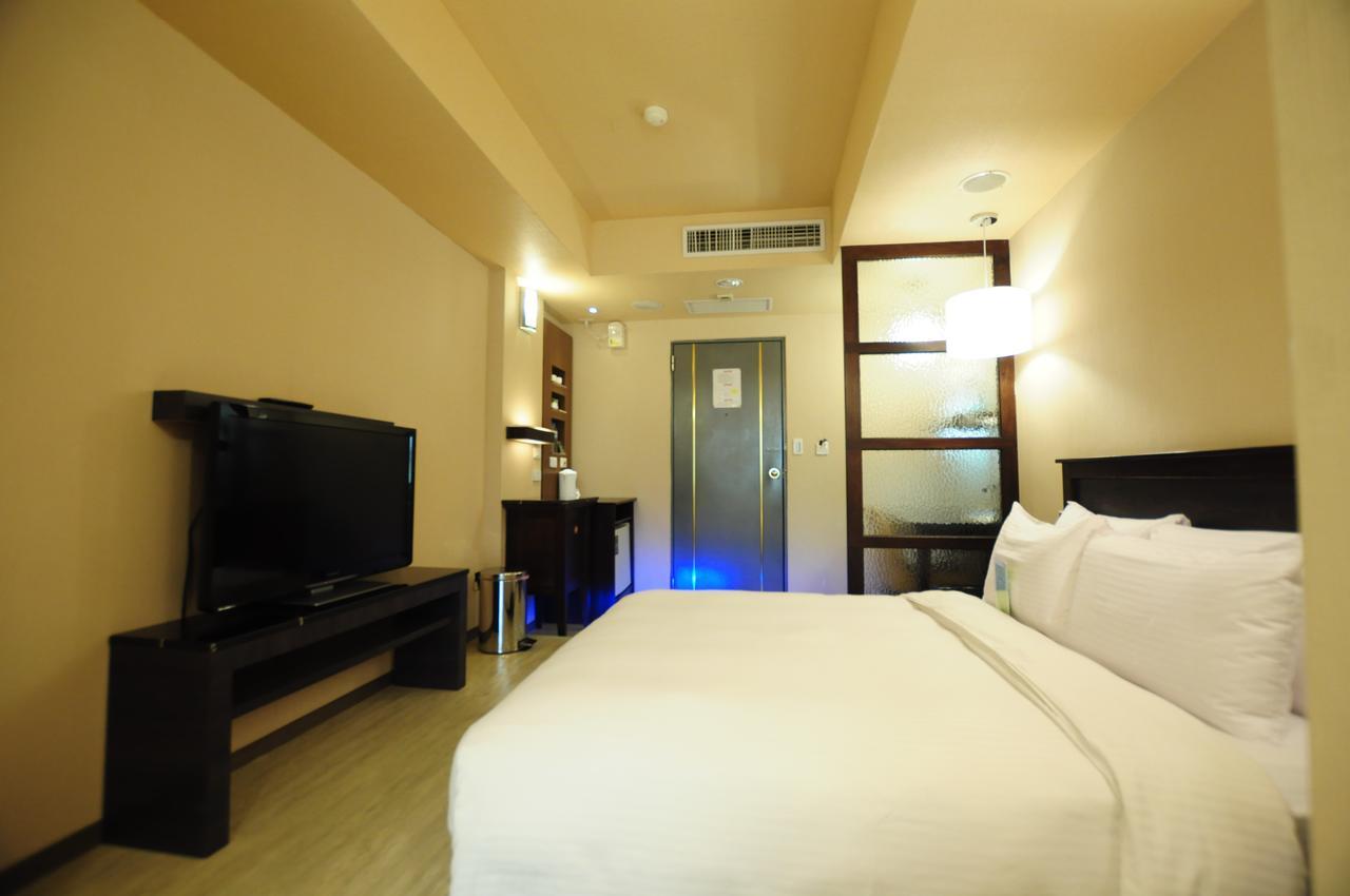 Kindness Hotel Shinkuchan Гаосюн Экстерьер фото