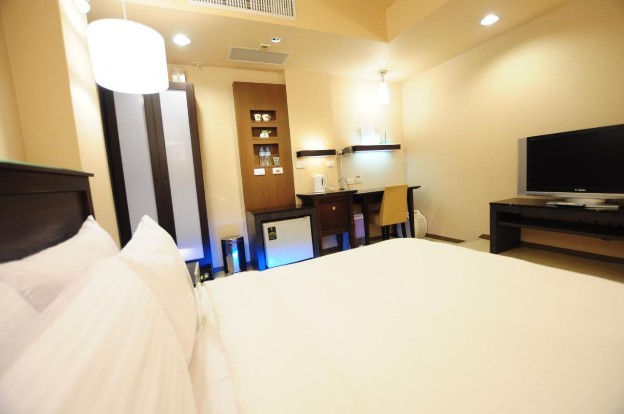 Kindness Hotel Shinkuchan Гаосюн Экстерьер фото