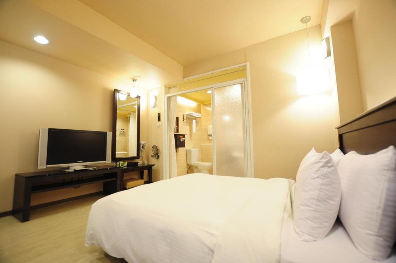 Kindness Hotel Shinkuchan Гаосюн Экстерьер фото